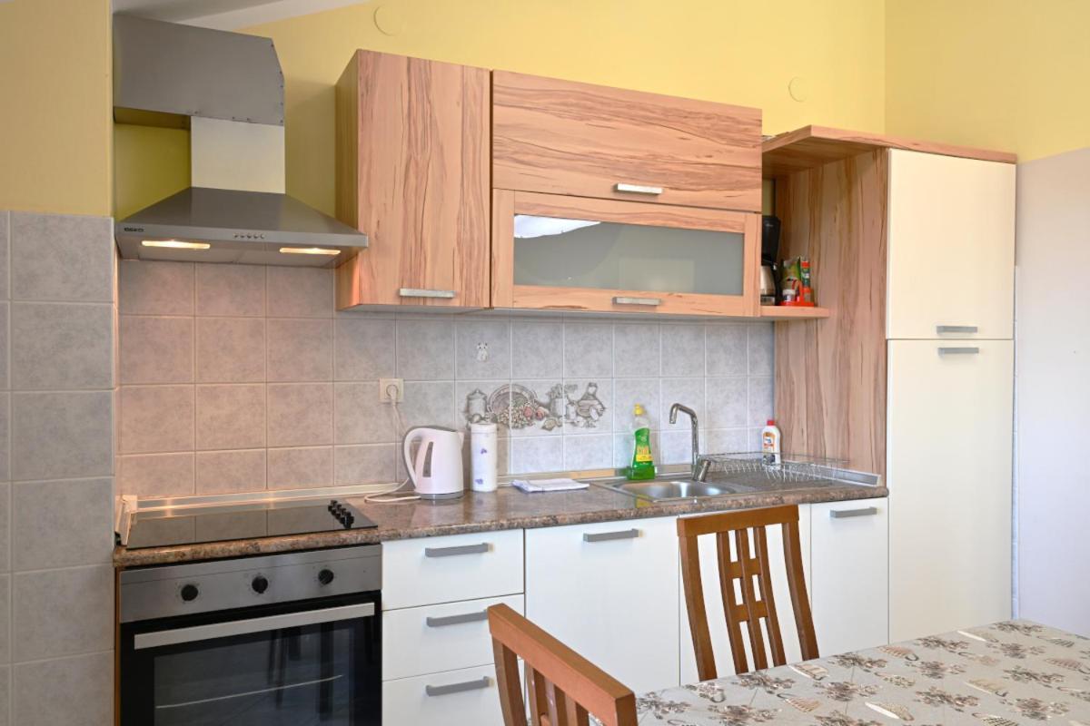 Apartments Ruza Umag Luaran gambar